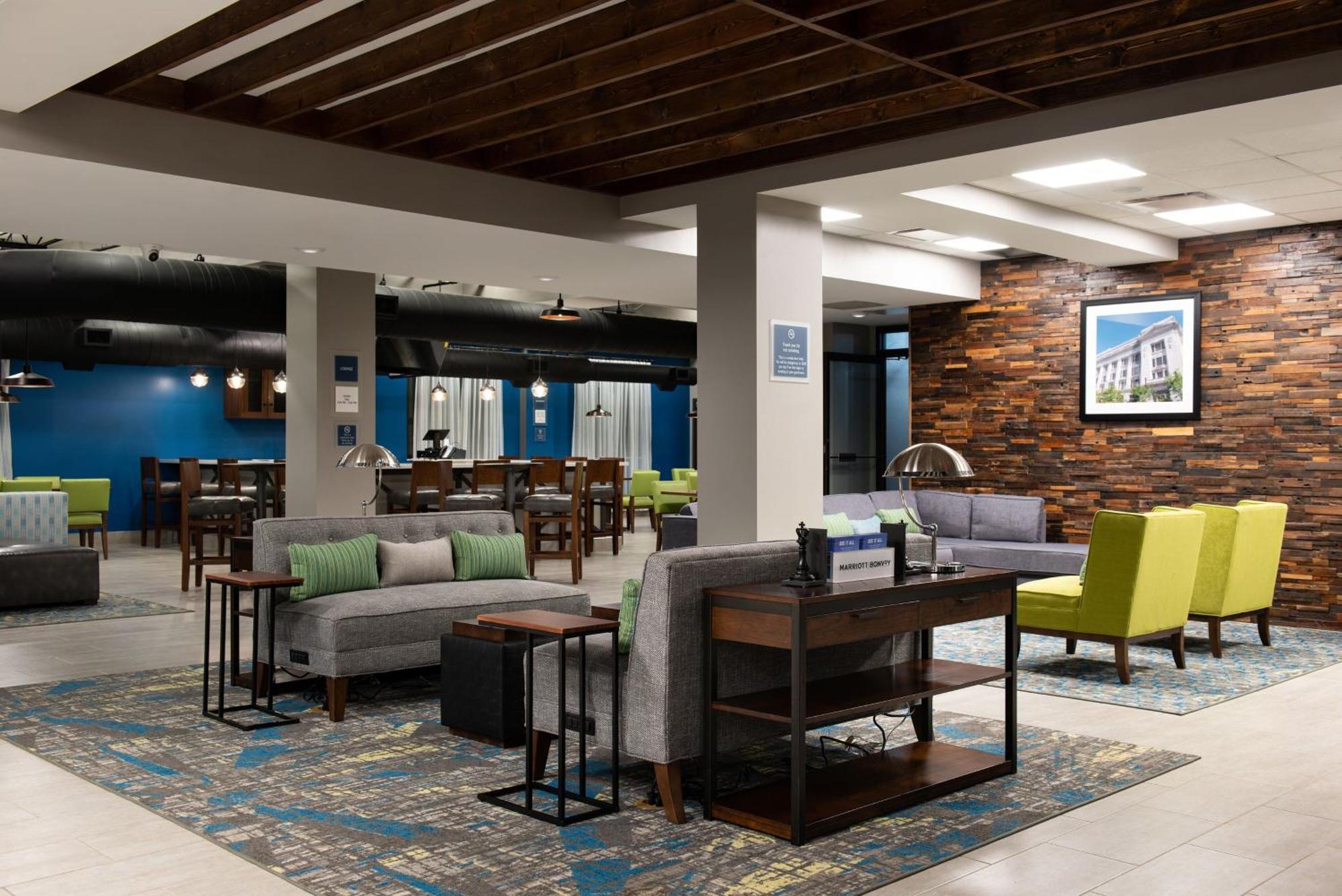 Four Points By Sheraton Omaha Midtown Dış mekan fotoğraf