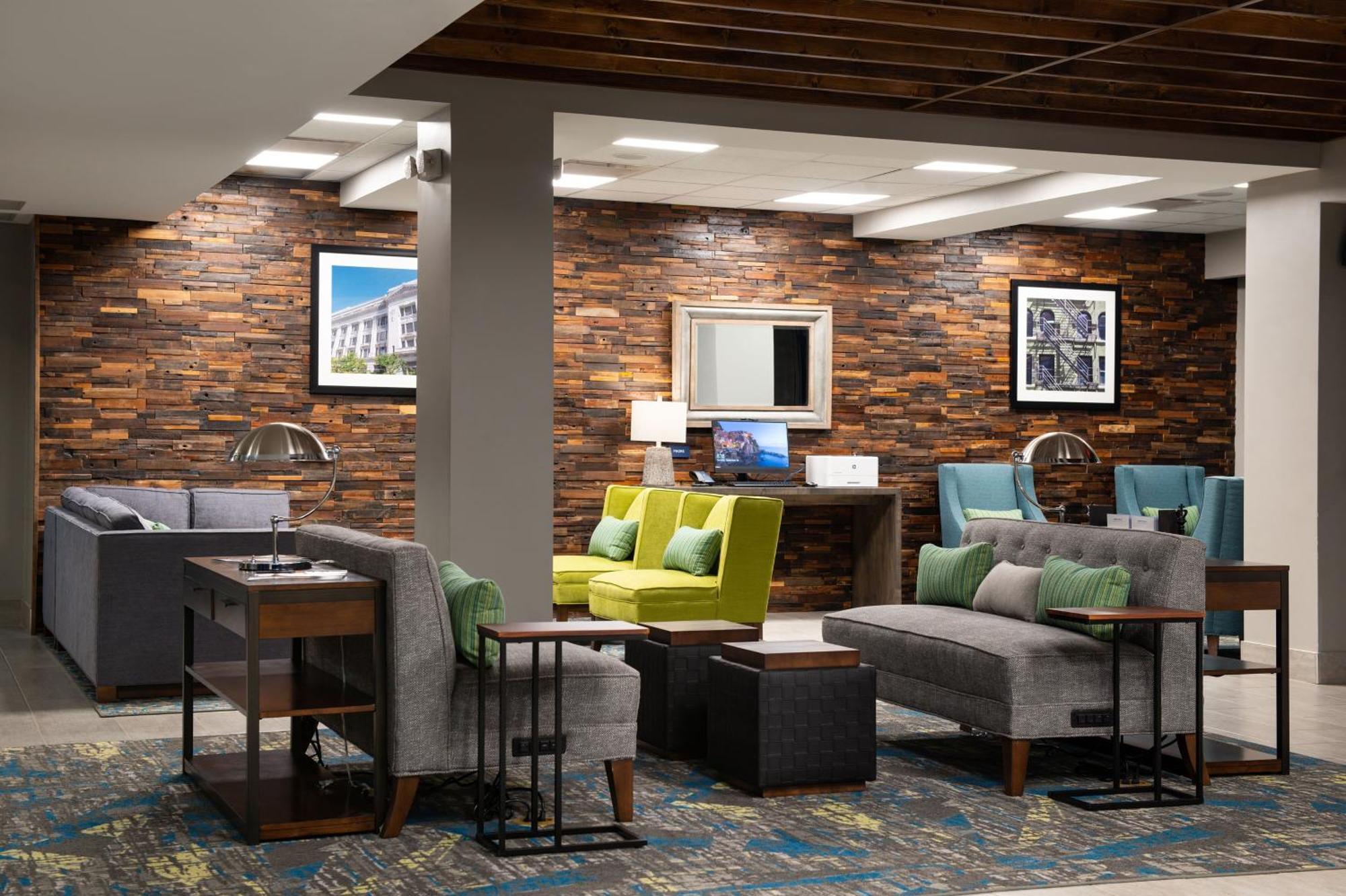 Four Points By Sheraton Omaha Midtown Dış mekan fotoğraf